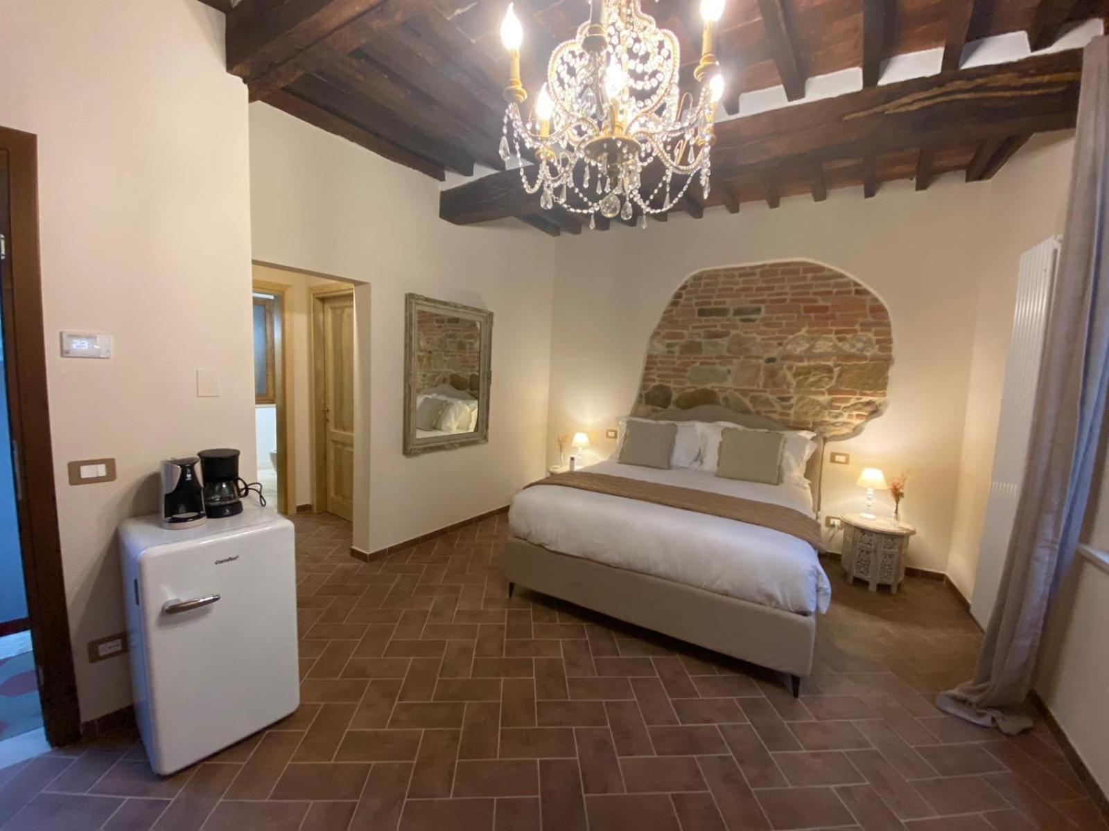 Lastamperia19 Camere-Rooms Montepulciano Bagian luar foto