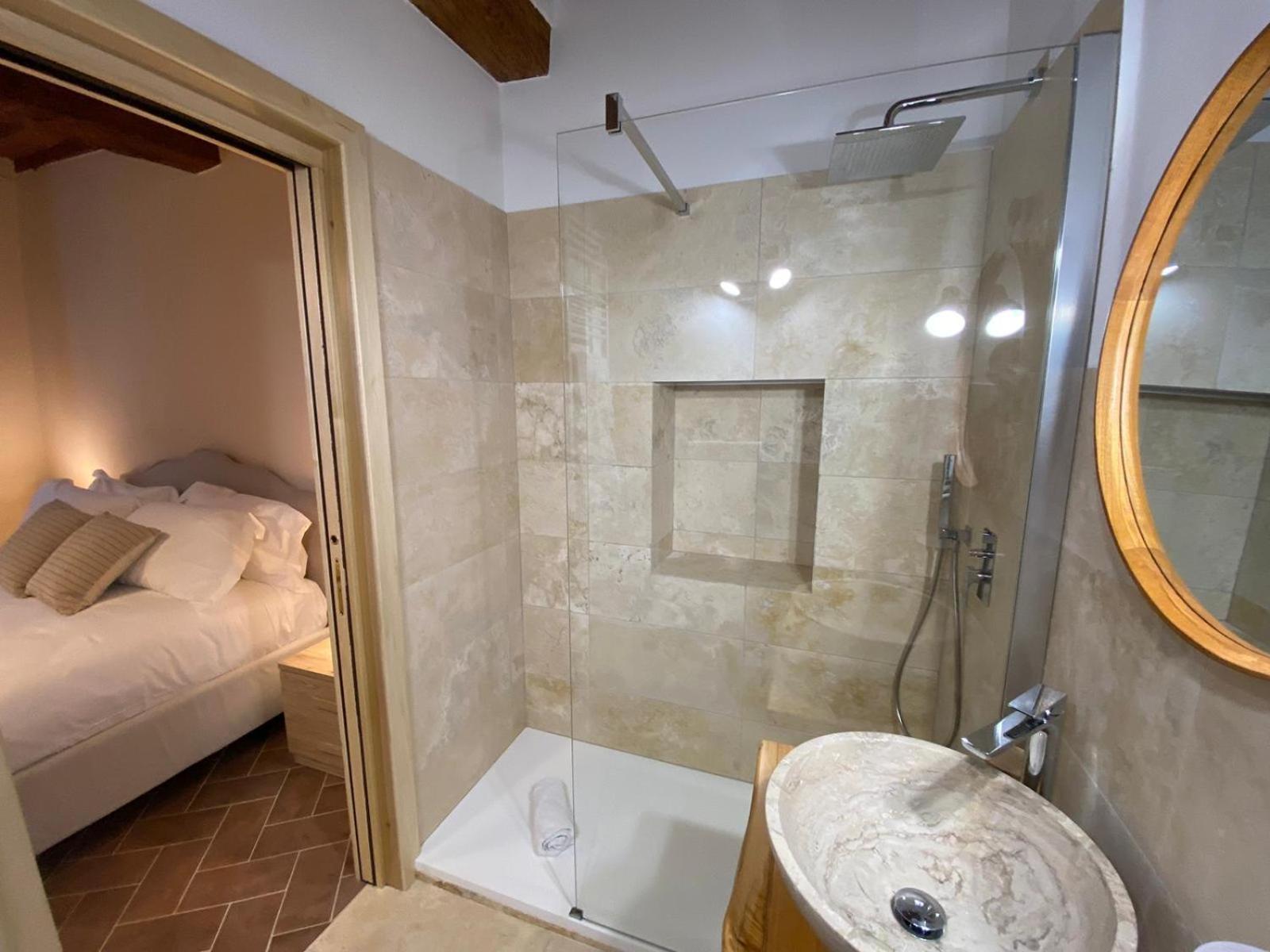 Lastamperia19 Camere-Rooms Montepulciano Bagian luar foto